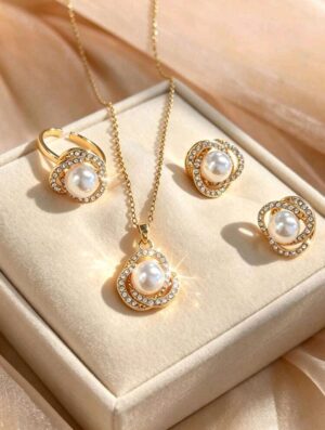 Conjunto de Aretes, Cadena y Anillos Vintage en Acero Inoxidable